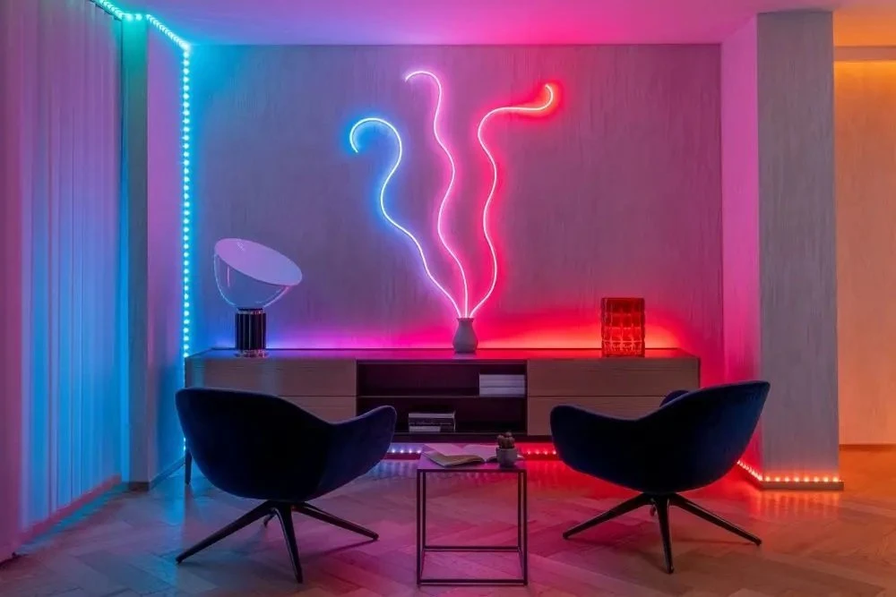 Lubinis šviestuvas „Twinkly | Dots“ išmaniosios LED lemputės 200 RGB (daugiaspalvės), 10 m, skaidrios | RGB – daugiau nei 16 mln. spalvų