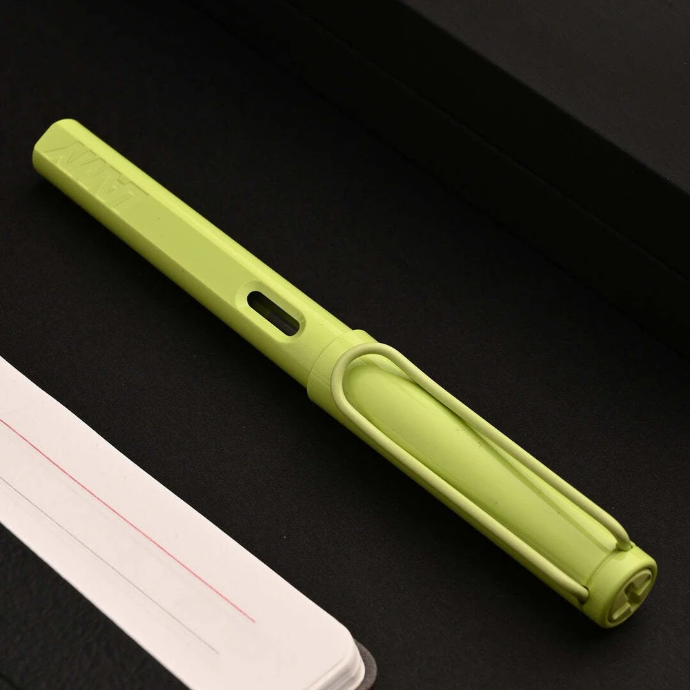 Lamy LAMY Safari 0D0 Plunksnakotis B šviesiai žalias