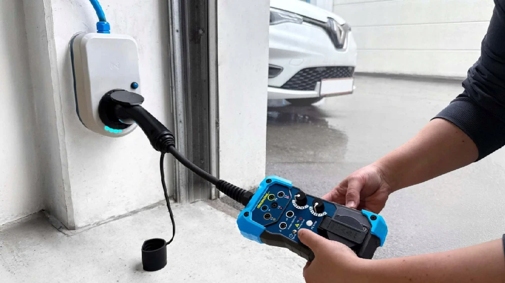 Lange Łukaszuk Adapteris elektromobilių testavimui