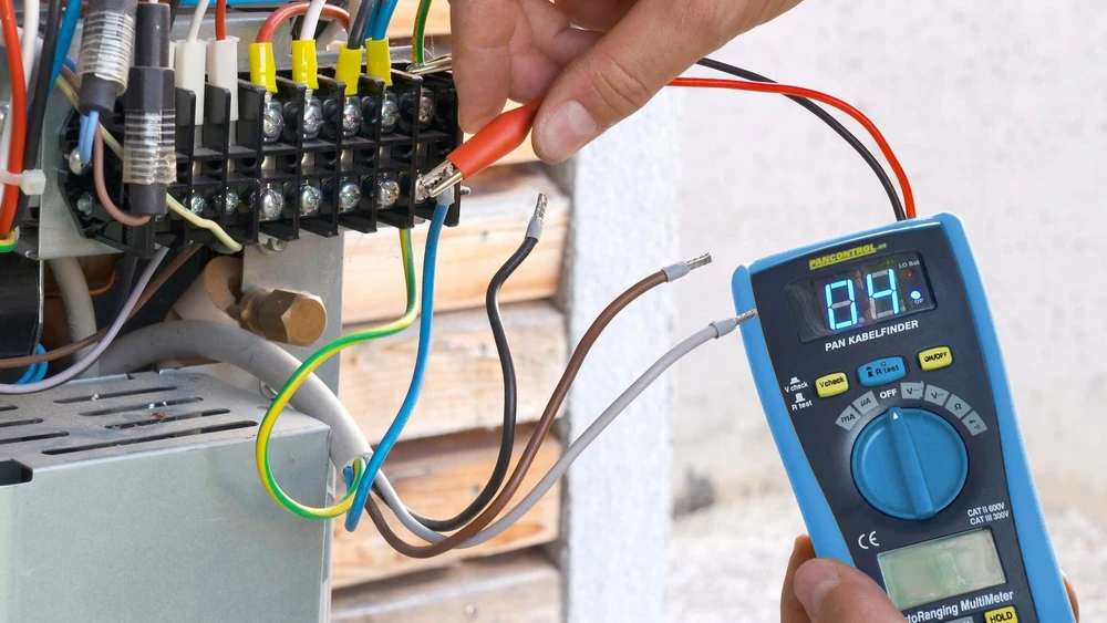 Lange Łukaszuk laidų lokalizatorius 16 funkcijų + skaitmeninis multimetras CAT III 300V (PANKABELFINDER)