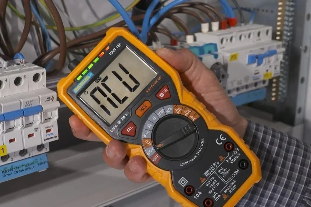 Lange Łukaszuk Skaitmeninis multimetras CAT III 1000V True RMS