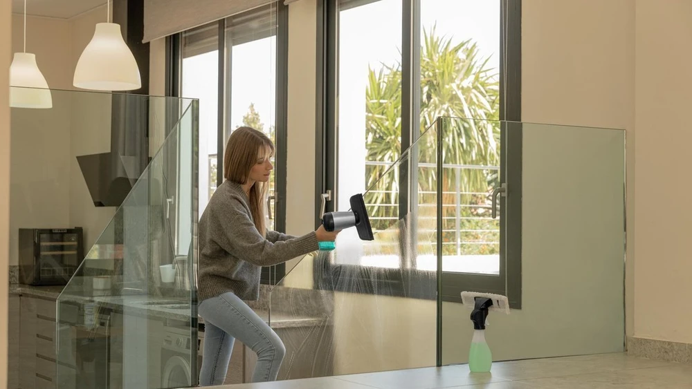 Langų valytuvas Cecotec Cecotec Conga Rockstar 3700 Glass Langų valytuvas