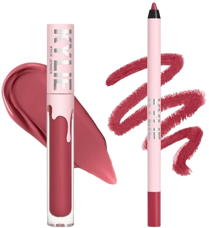 Rinkinys „Kylie Cosmetics“: skysti lūpų dažai „By Kylie 103 Better Not Pout“, 3 ml + lūpų pieštukas „By Kylie Pieštukas Better Not Pout“ 1,1 g