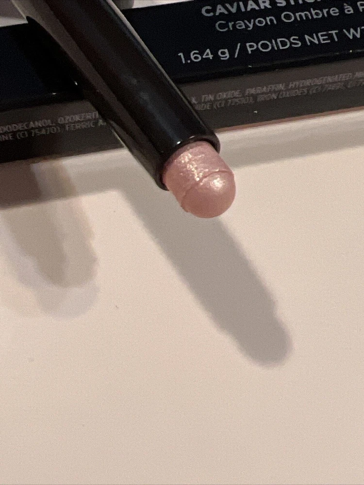 Laura Mercier Caviar Stick Shimmer Eyeshadow Stick Magnetic Rožinė 1.64 g