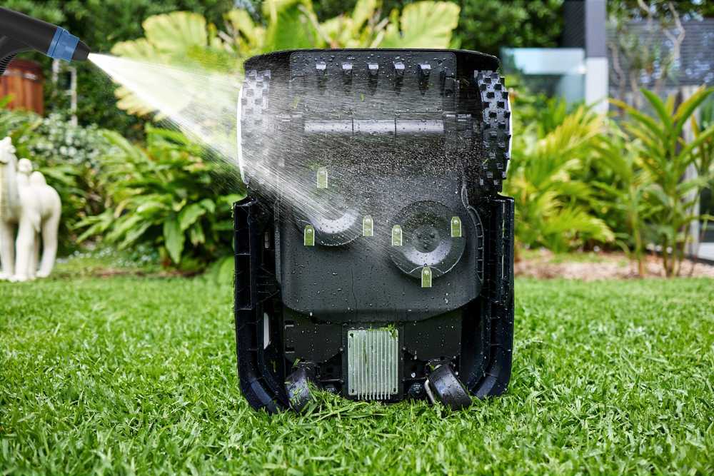 Belaidis vejos pjovimo robotas Ecovacs GOAT A1600 RTK