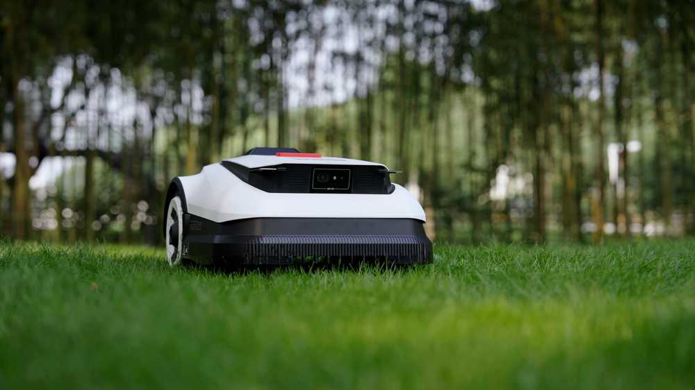 Belaidis vejos pjovimo robotas Ecovacs GOAT A1600 RTK