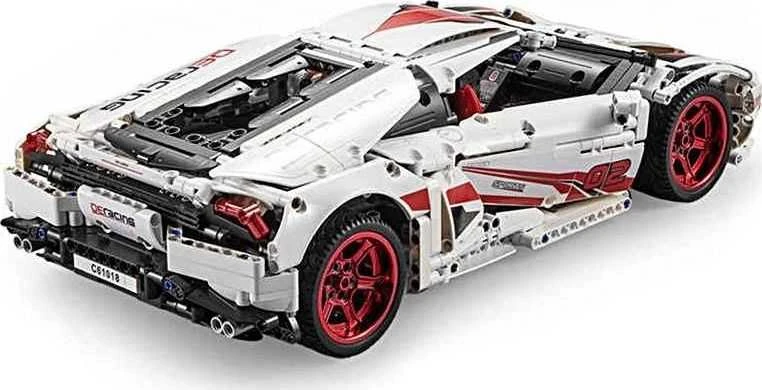 Cada Sportinis automobilis iš statybinių kubelių, 1696 elementai