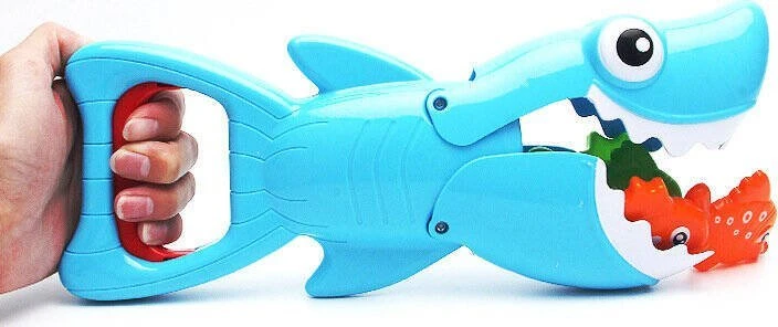 Lean Toys Maudymosi žaidimų rinkinys - mėlyna ryklys ir žuvys
