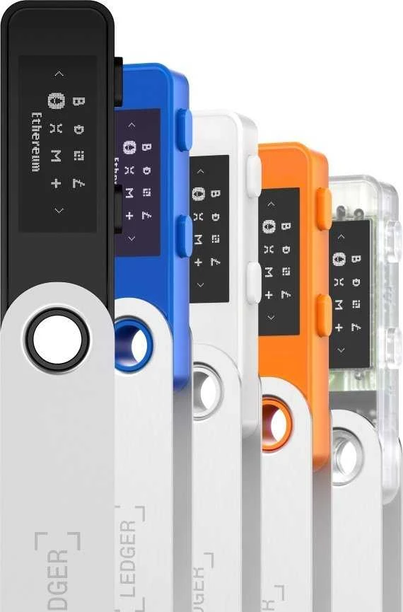 Aparatinė piniginė kriptovaliutoms Ledger Nano S Plus Matte Juodas
