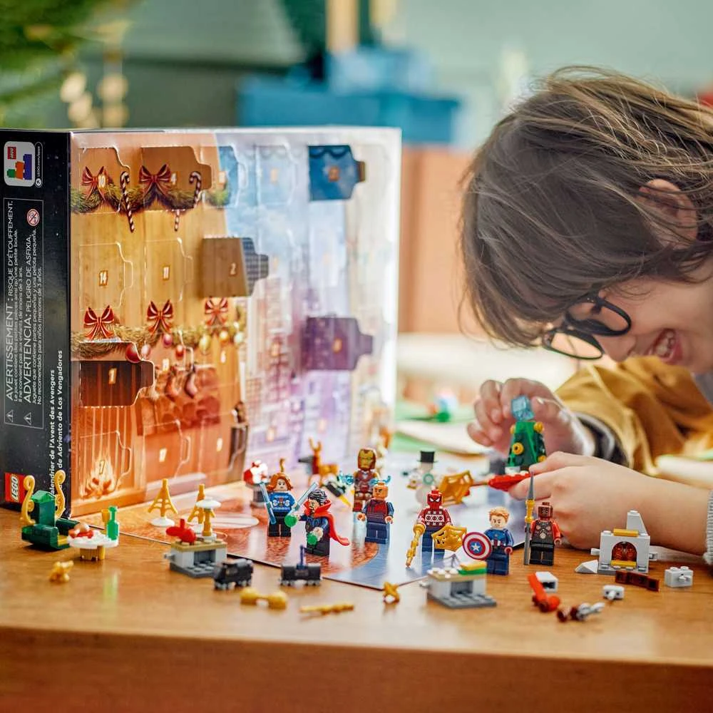 LEGO® Super Heroes Keršytojų advento kalendorius (76267)