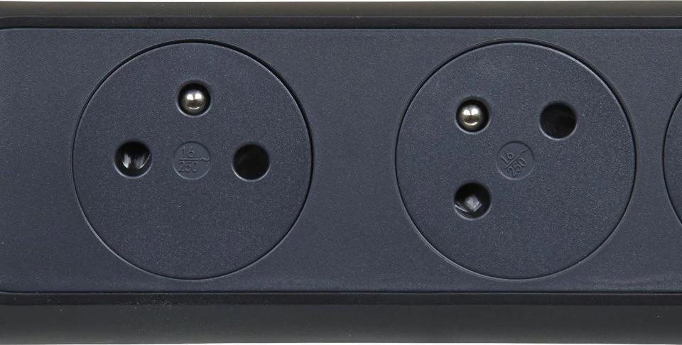 Legrand Sukamasis ilgintuvas 6X2P+Z 1.5M-C/G Legrand 049456 himp