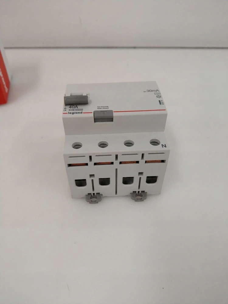 Vanpee Westerberg Srovės nuotėkio jungiklis RX3 HPFI 40A 30mA, 4P, 4M, 10kA, A tipas