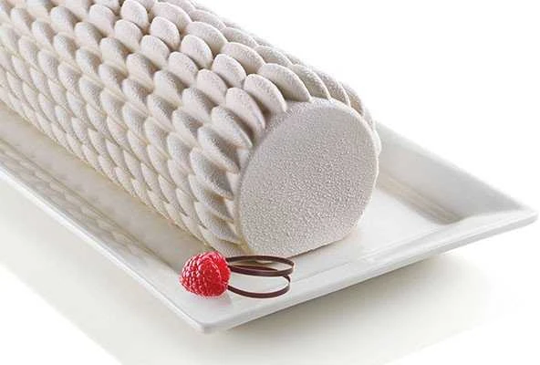 Lékué Silikoninė forma BUCHE QUENELLE 24,5x9,5x7,7cm , Silikomart