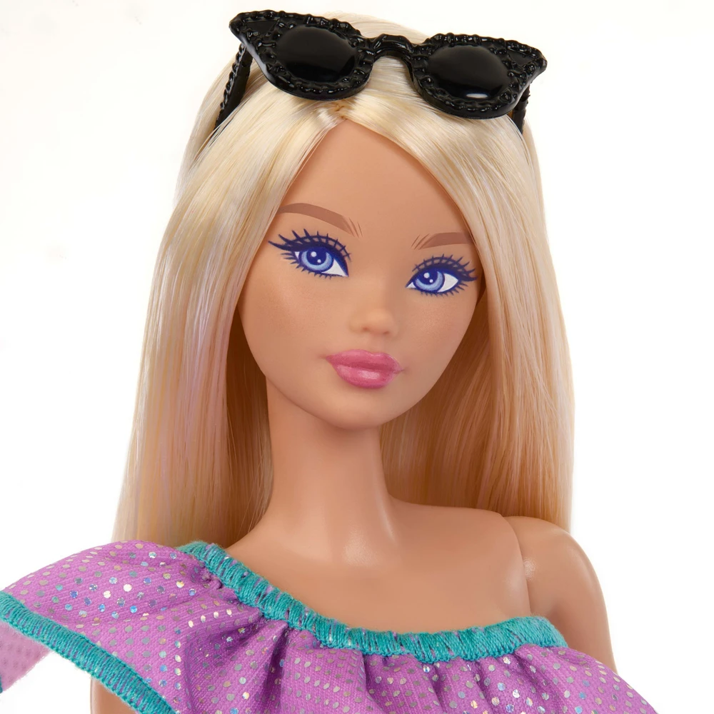 Lėlė Barbie Doll & Party Fashions (HYT61)
