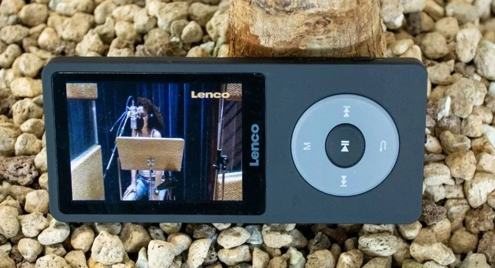 Lenco XEMIO-860 MP4 grotuvas 8GB juoda