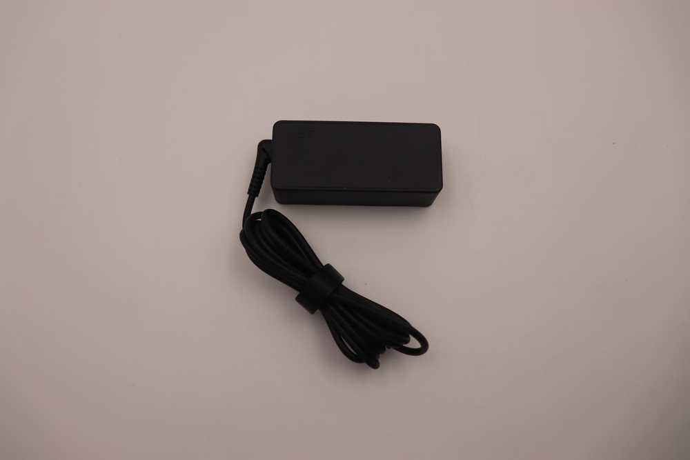 Nešiojamojo kompiuterio maitinimo adapteris Lenovo 45 W, 2.25 A, (5A10W86299)