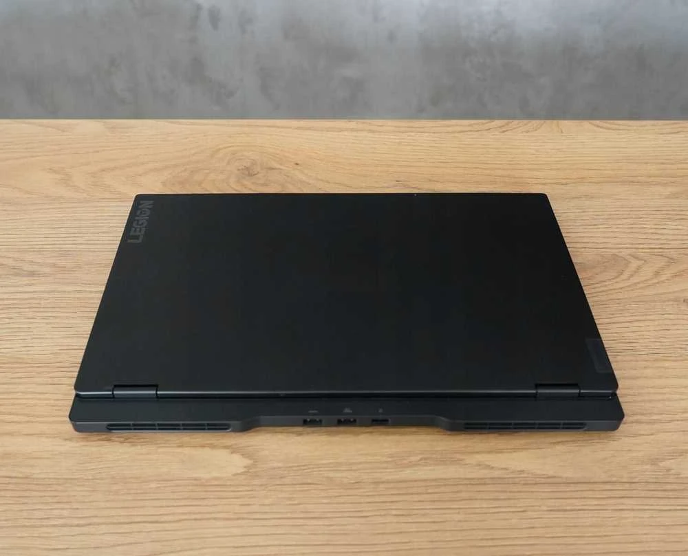 Lenovo „ThinkSystem 2U“ našumo ventiliatoriaus pasirinkimo rinkinys – dvigubi peiliukai