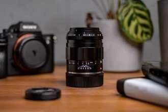 Objektyvas „Voigtlander Obiektyw APO Skopar 90 mm f/2.8“, skirtas „Leica M“ – duok