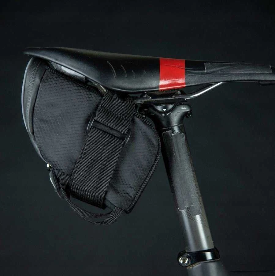 Lezyne MICRO CADDY XL juodas balnelio krepšys (NAUJAS)