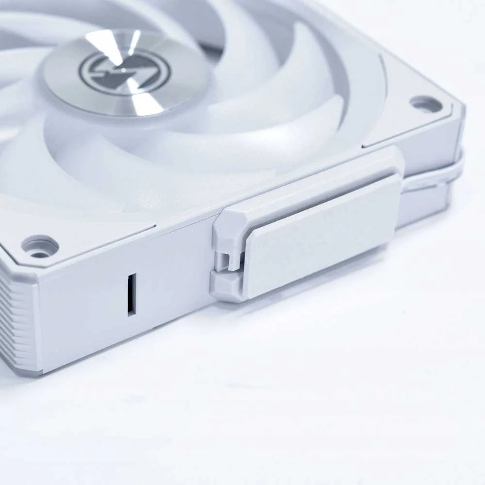 Lian Li UNI FAN CL Wireless korpuso ventiliatorius, 3er-Pack – 120mm, baltos spalvos
