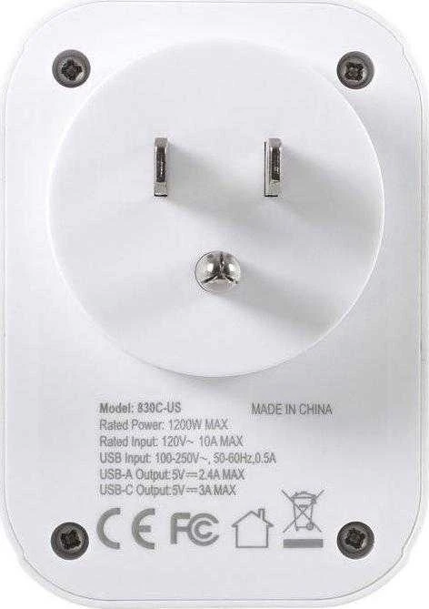 Elektros lizdų adapteris Lifeventure USB- World to USA