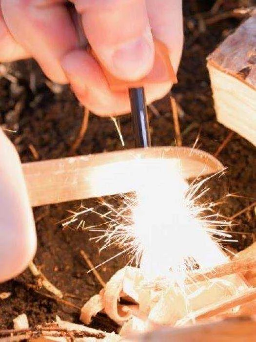 „Light My Fire“ ugnies uždegiklis „FireKnife Bio*“ rūdžių ir oranžinės spalvos