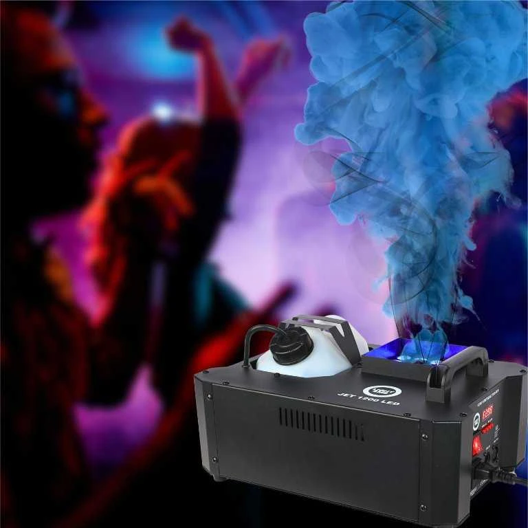 Carruzzo LIGHT4ME JET 1200 LED vertical fog machine