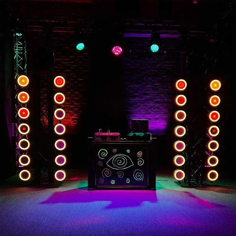 L4M LIGHT4ME HYPNO PAR scenos prožektoriaus LED efektas