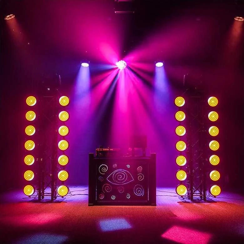 L4M LIGHT4ME HYPNO PAR scenos prožektoriaus LED efektas