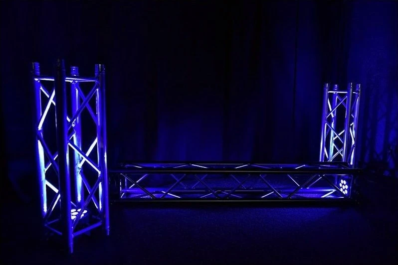 Light4Me L4M TRI PAR 8x9W MKII RGB – RGB LED prožektorius