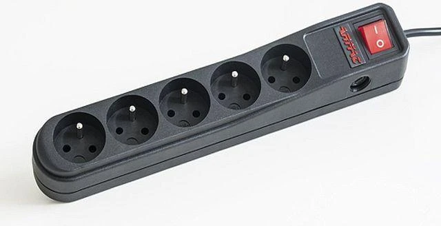 Armac NATEC NSP-0475 Natec Surge protector 5 sockets (IEC CONNECTOR) 1.5m, juodas