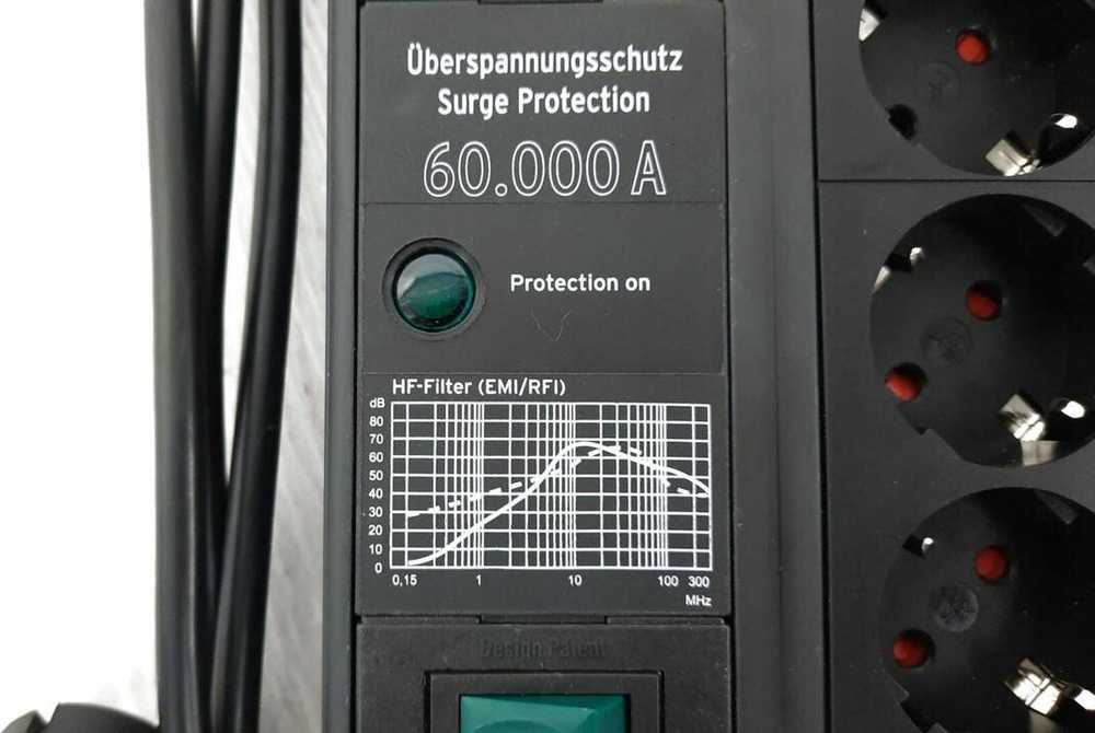 Listwa zasilająca Brennenstuhl Brennenstuhl Premium-Line DUO ÜSS 8fold juodas