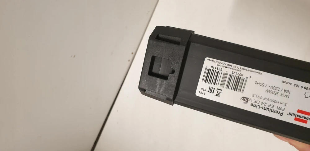 Carruzzo Brennenstuhl 1951560103 elektros tinklo ilgintuvas 3 m 6 AC išvestis(ys / čių) Vidaus Juoda, Šviesiai Žalia