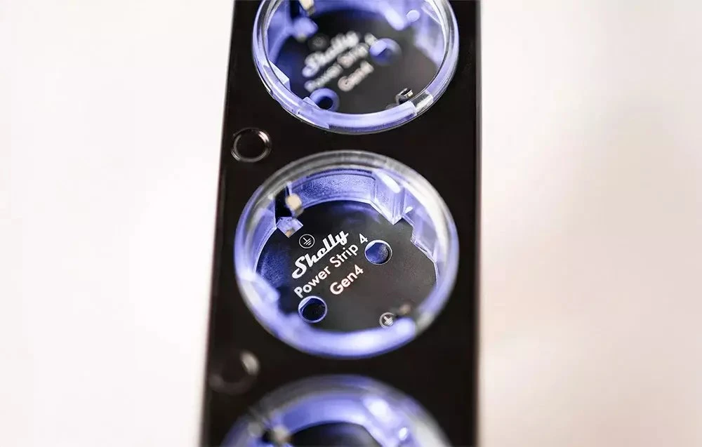 Shelly Group Išmanus maitinimo blokas Shelly Power Strip 4 Gen4, juodas