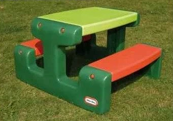 Little Tikes Sodo Stalas Vaikams