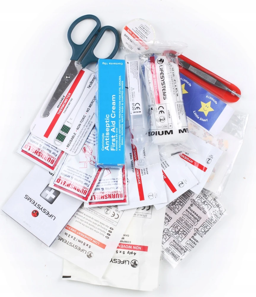 Vaistinėlė šeimai LittleLife Family First Aid Kit