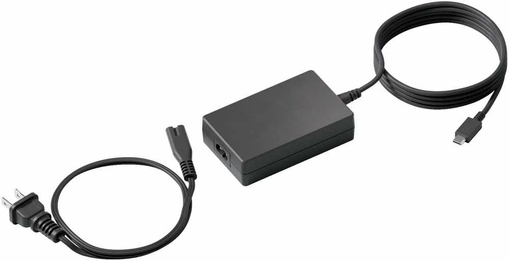 Logitech 100 W įkroviklis su USB-C laidu ir maitinimo kabeliu