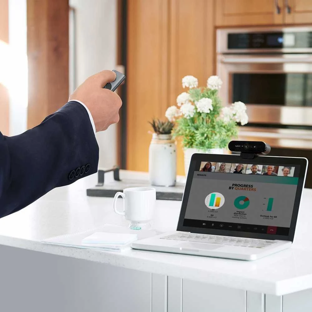 „Logitech Spotlight“ pristatymo nuotolinio valdymo pultas Pilka (910-004861)