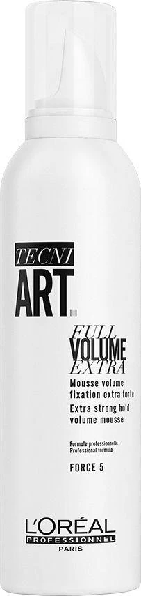 „L’Oreal Paris Tecni Art Full Volume Extra Strength“ putos, suteikiančios plaukams papildomos apimties.