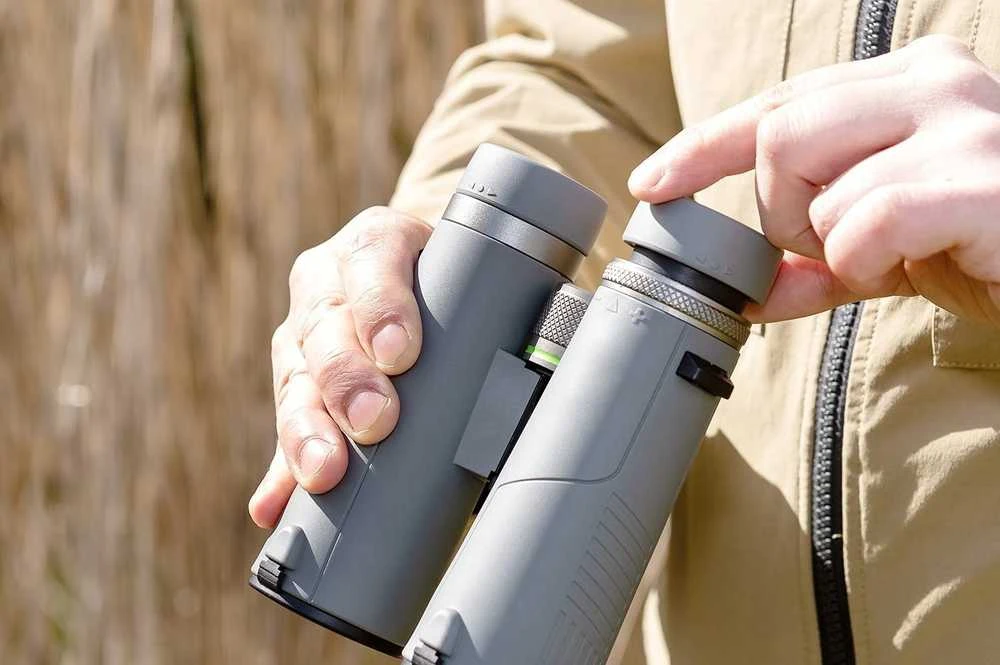 BRESSER Wave 8x42 Žiūronai