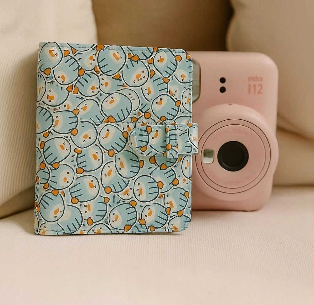 LoveInstant foto albumas 64 nuotraukoms, skirtas Fujifilm Instax Mini 99 41 12 40 11 Evo Liplay Link / Mėlyni pingvinai