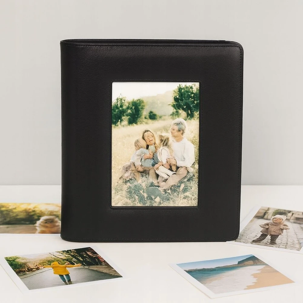 LoveInstant nuotraukų albumas 10x15 cm, skirta 160 nuotraukų Love Instant / Juodas