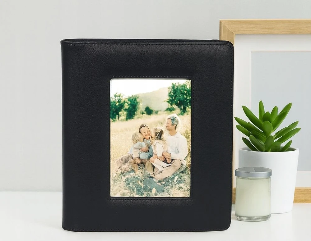 LoveInstant nuotraukų albumas 10x15 cm, skirta 160 nuotraukų Love Instant / Juodas