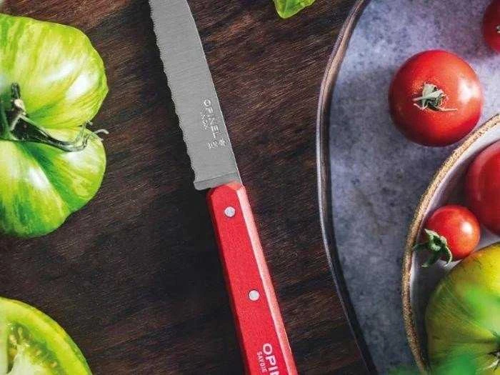 Lumarko Opinel Peilis Dantytais Ašmenimis Raudonas 113