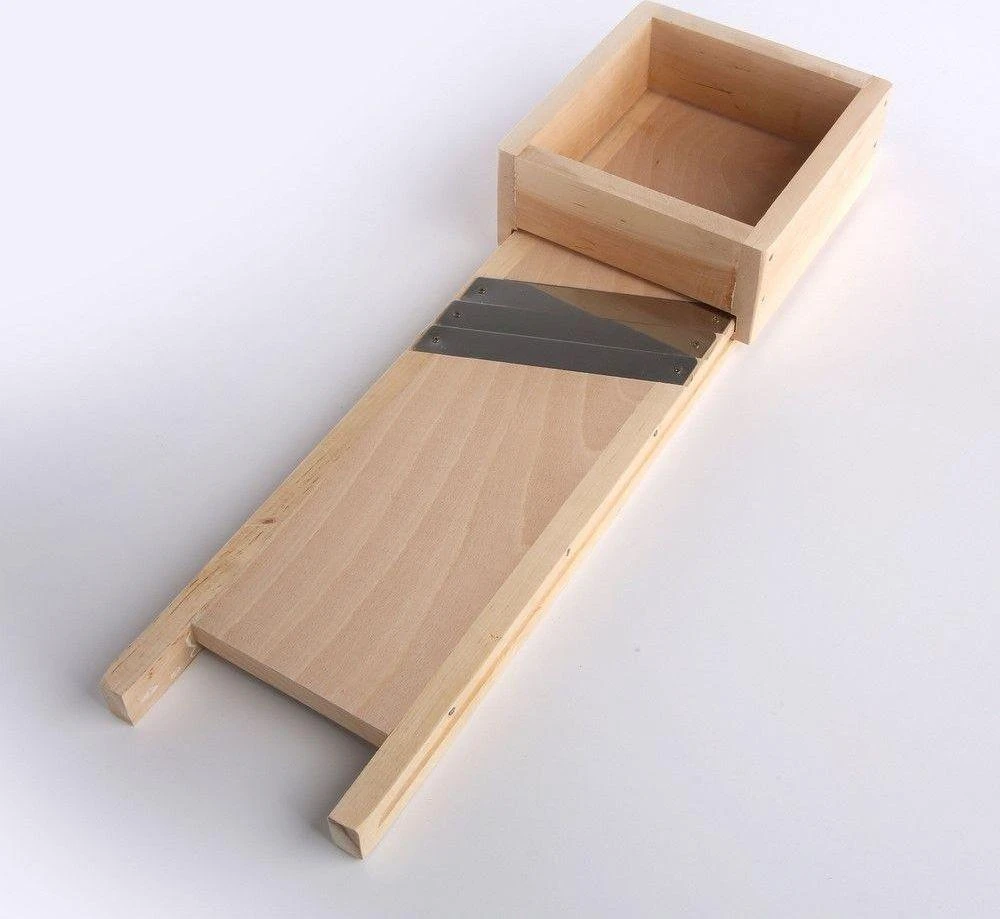 Mondex Didelė daržovių tarkavimo pjaustyklė 67 x 19 cm