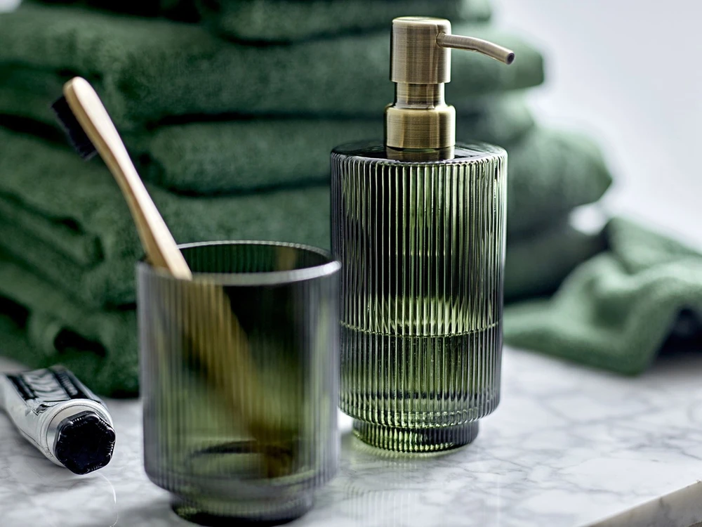 Lumarko Vonios kambario puodeliai „Clarity Žalias Glass“ dantų šepetėlio puodelis 30541