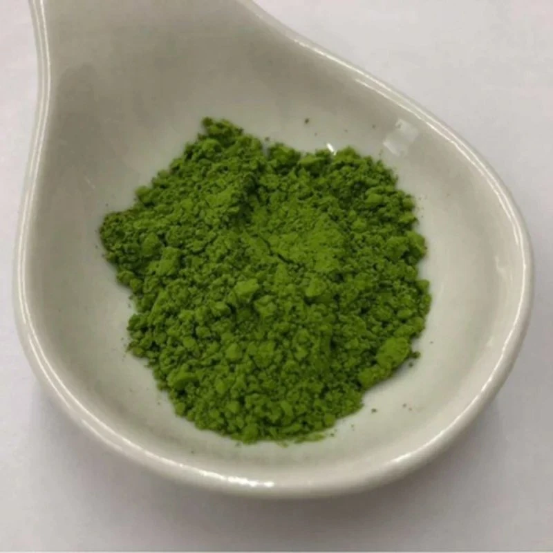 Lune Tea matcha milteliai šaukštelyje