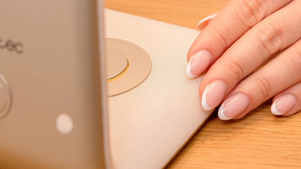 Kosmetinis veidrodėlis Cecotec FaceCare Mirror dizainas su apšvietimo lempa 2000mAh