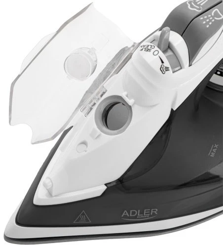 Adler AD 5051 garinis lygintuvas su keraminiu padu