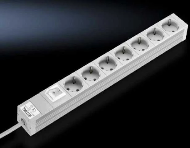 m_Rittal Steckdosenleiste 48,3cm Rittal 7fach mit Schalter 230V/16A - 7240220